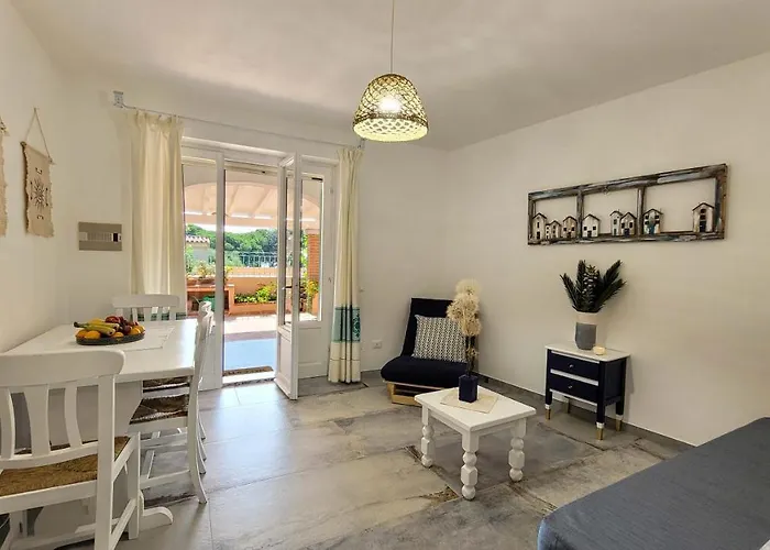 Il Giardino Davanti Al Mare بيت للعطل *