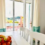 Il Giardino Davanti Al Mare *